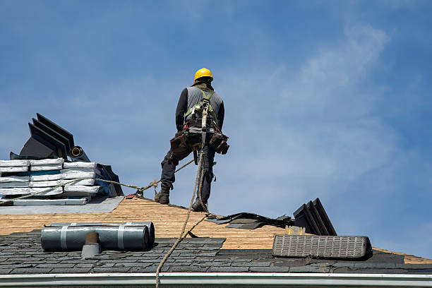 Professional Emergency Roof Repair technician working in Calimesa, CA